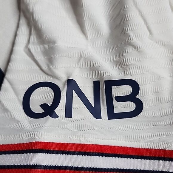 2376 NWT Air Jordan Paris Saint-Germain Player Edition 21-22 Season Sports Small - Picture 6 of 10